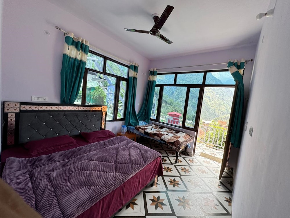 Deluxe Triple Room - Photo 2