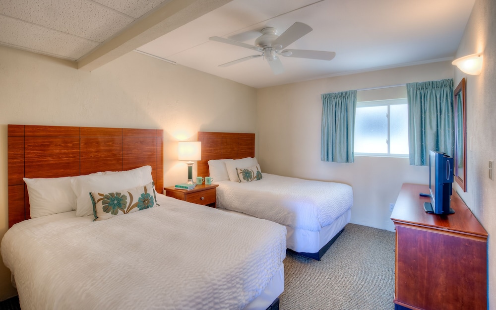 Deluxe Ocean View 3-Room Kitchen Suite