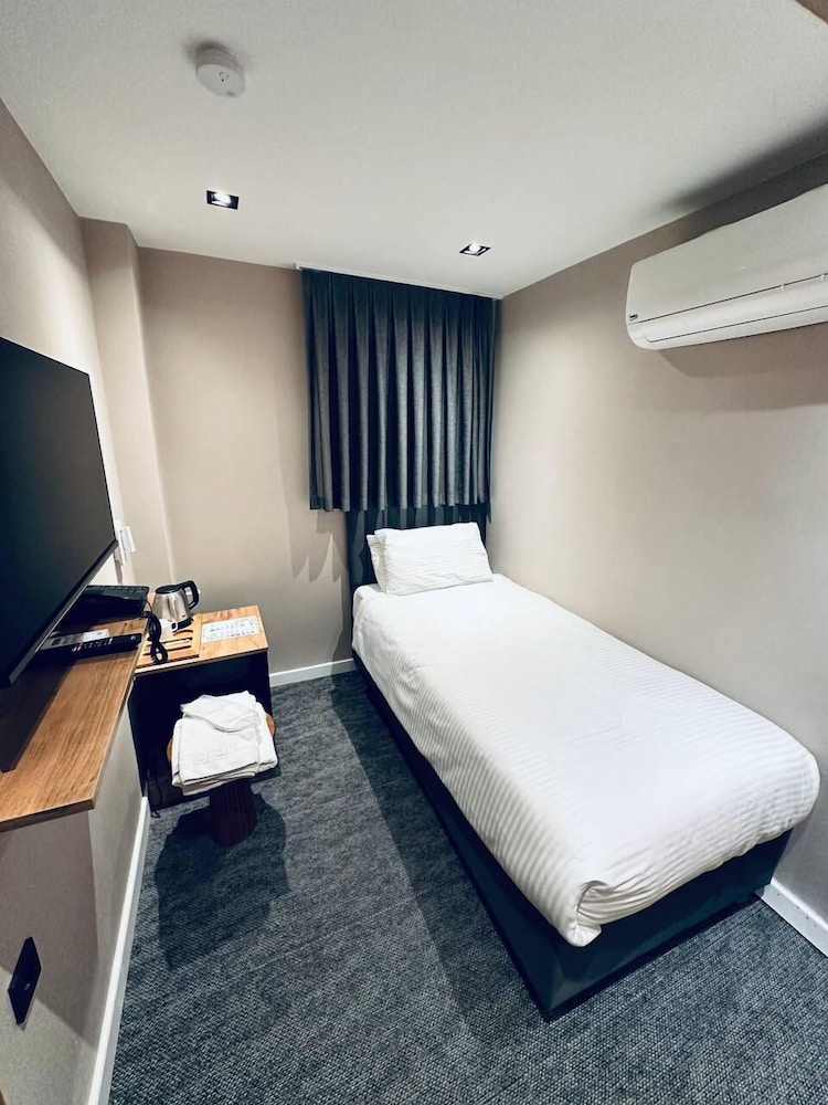 Economy Single Room photo 2