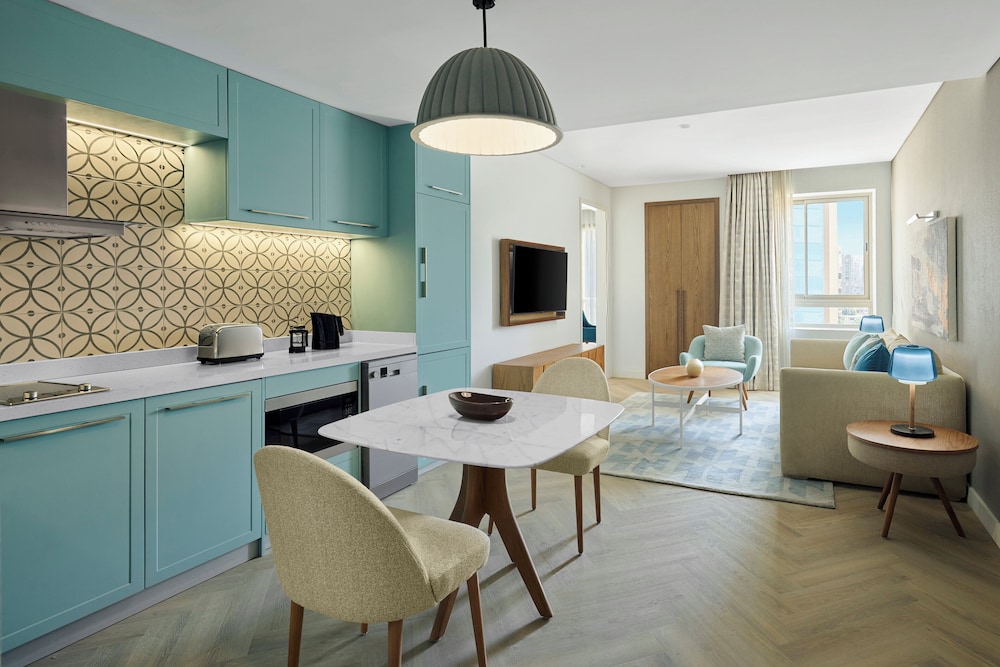 Suite, 1 Bedroom, Kitchen