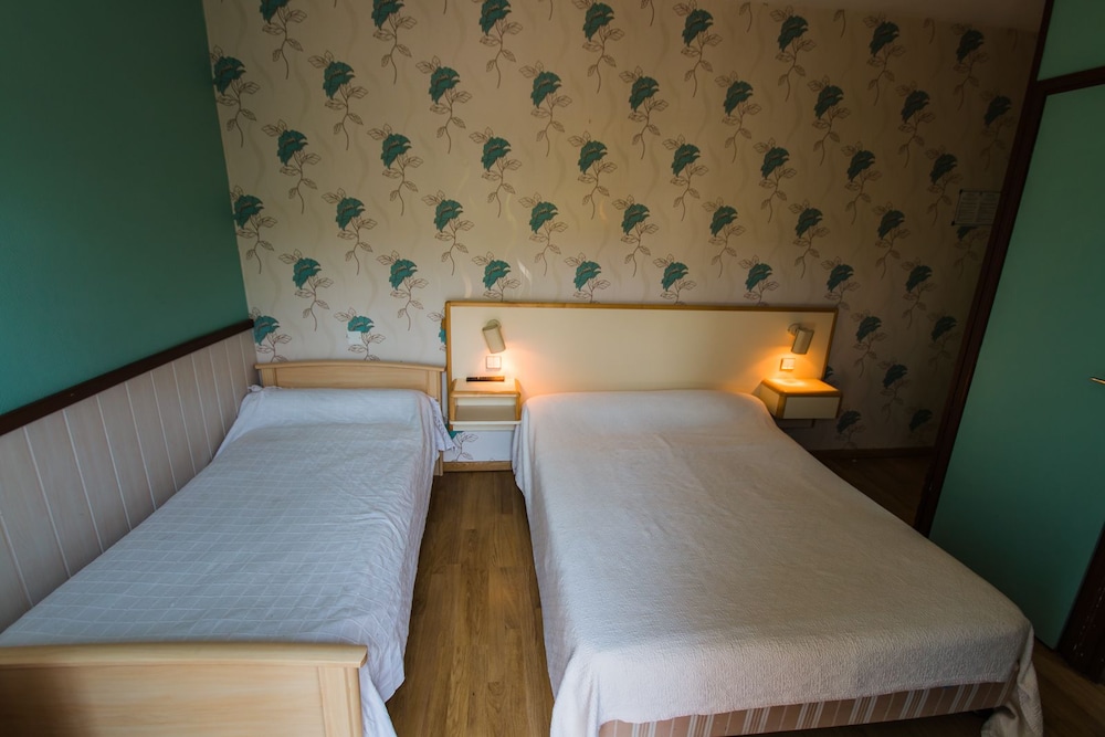 Standard Triple Room - Photo 5