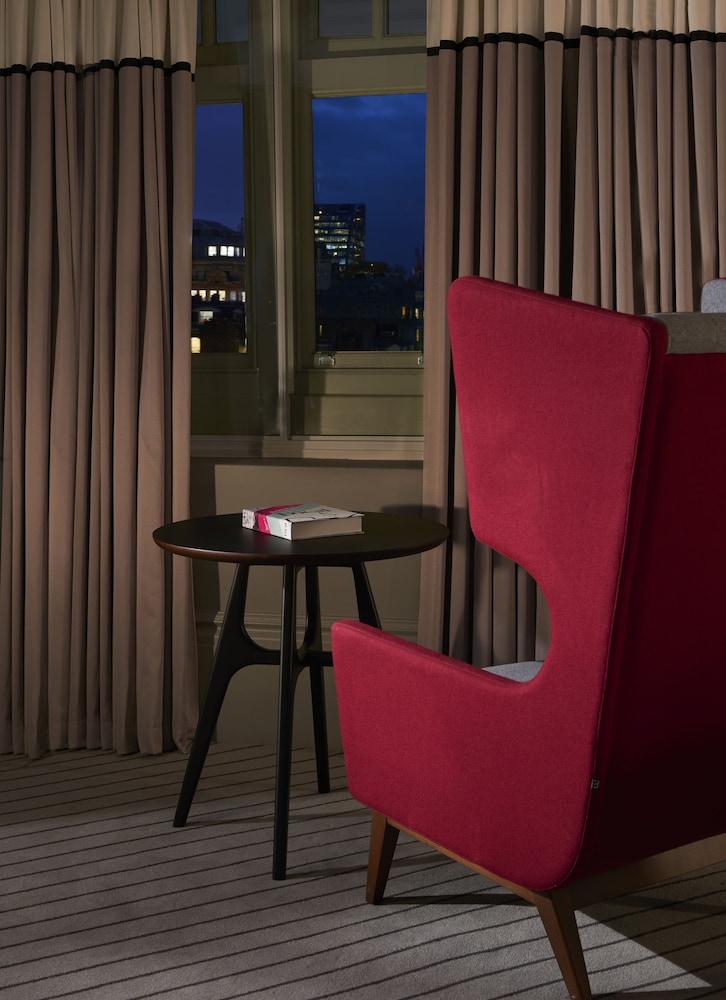 Andaz, Large Suite 1 king bed thumbnail 6