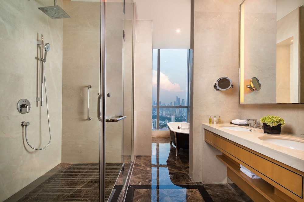 King, Junior Suite, 1 Bedroom thumbnail 5