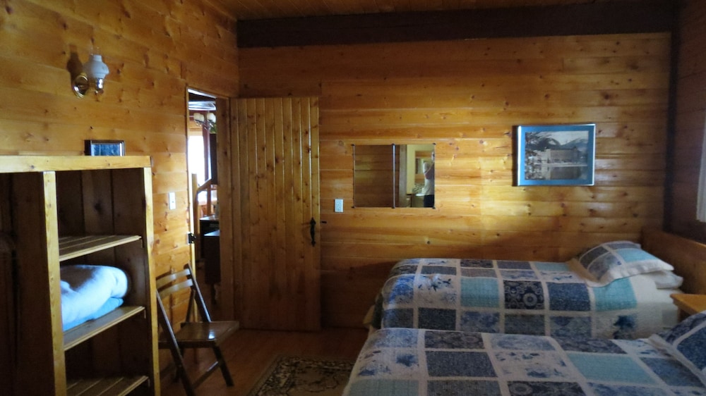 Standard Room, Private Bathroom photo 3