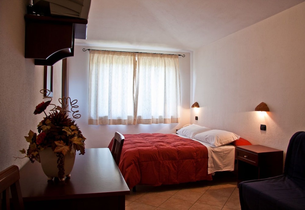 Double Or Twin Room photo 1