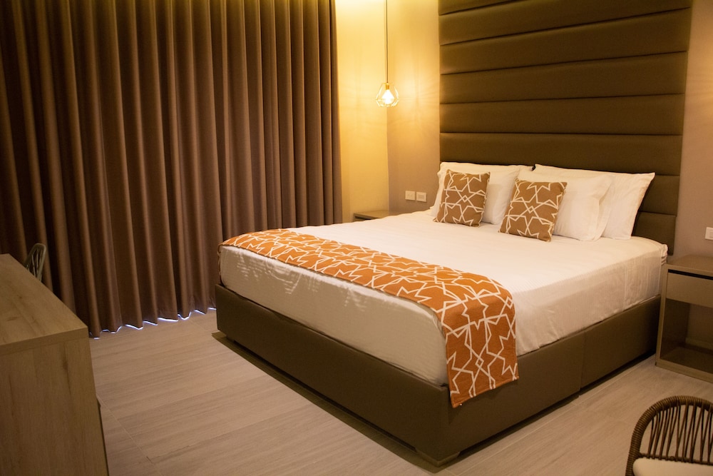Luxury Room