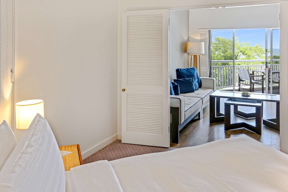 Executive Suite, City View