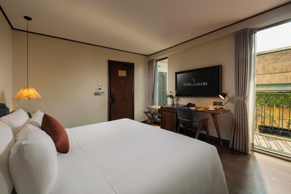Premium Double Room, Balcony, Courtyard View