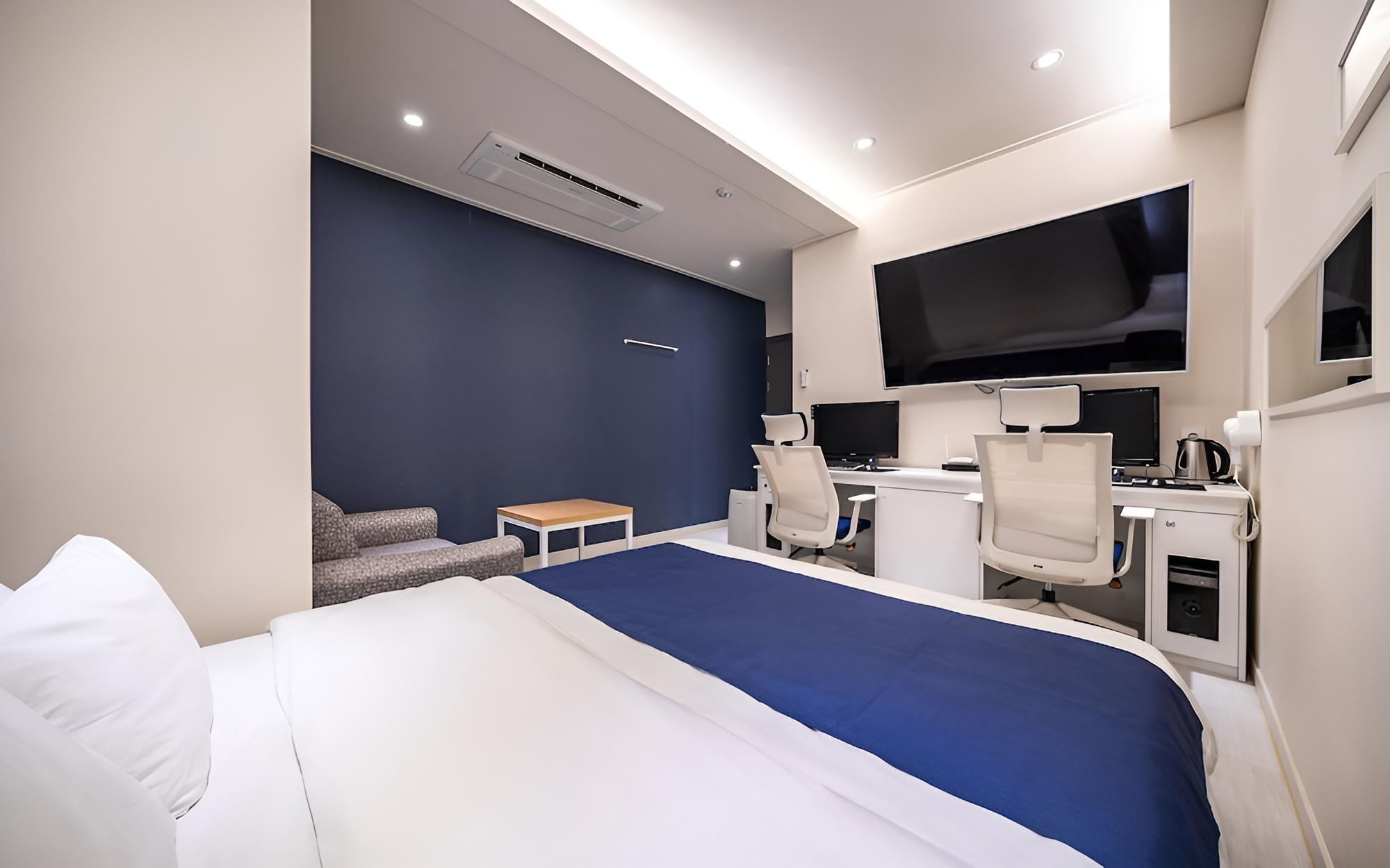 Room (Premium standard (couple PC RTX2060 1) photo 2