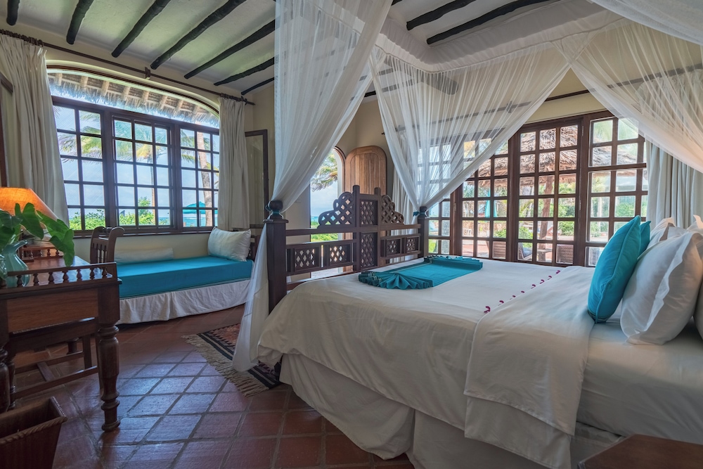 Standard Double or Twin Room, Pool View photo 1