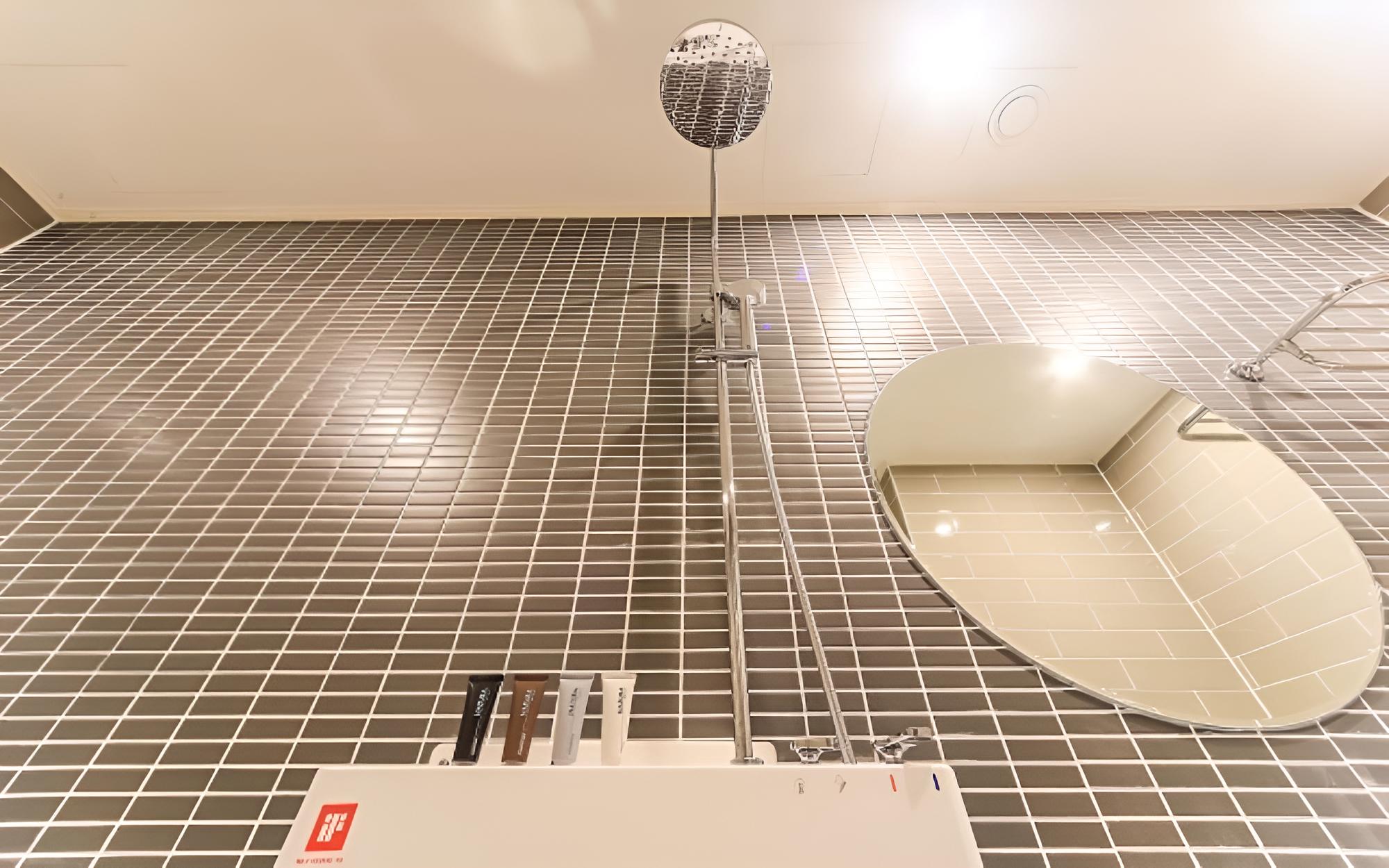 Room (Deluxe (free Netflix viewing (bathtub) - Photo 5