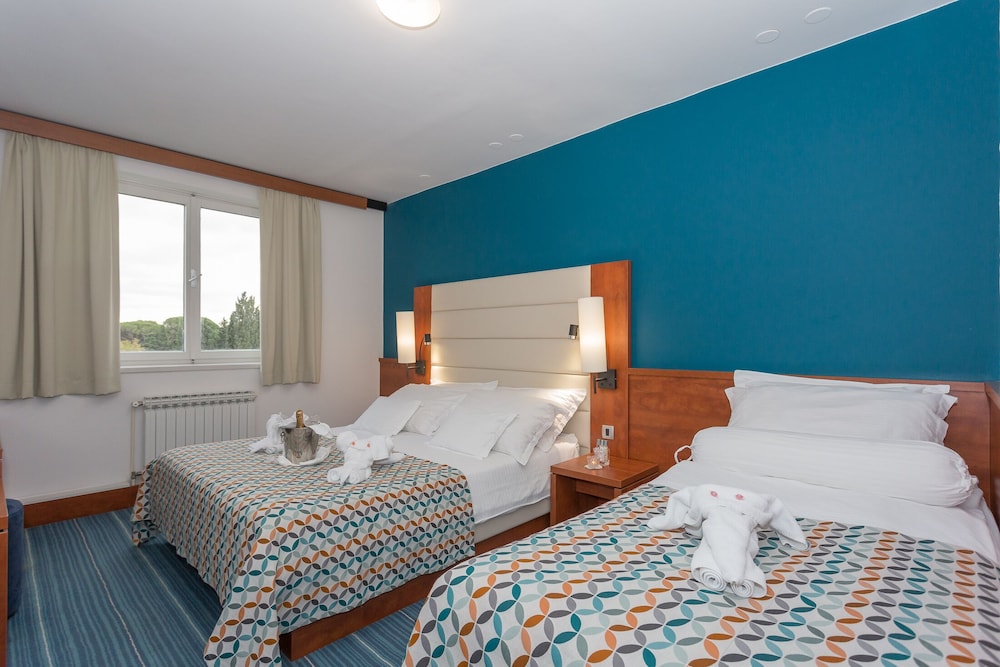 Family Comfort Room, Park View