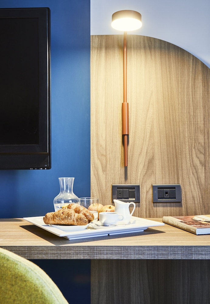 Superior Double or Twin Room - Photo 3