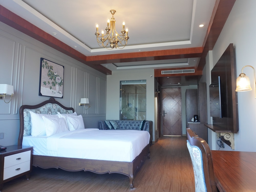 Classic Double Room, Balcony, Valley View
