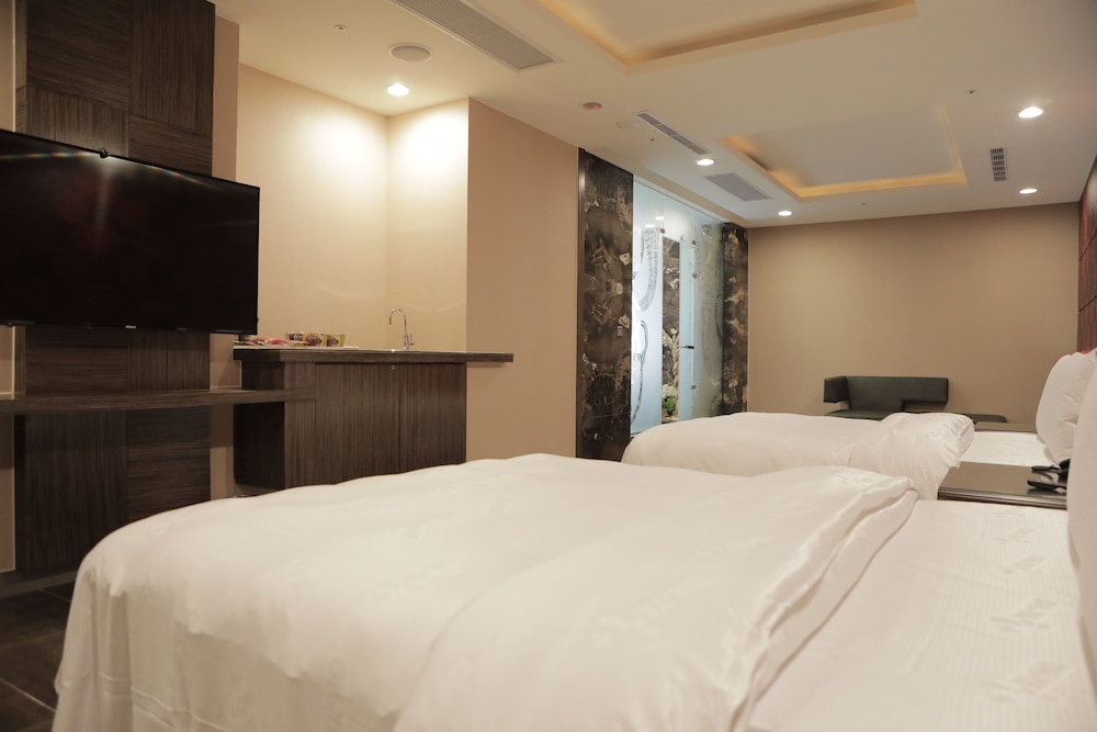 Design Quadruple Room photo 2
