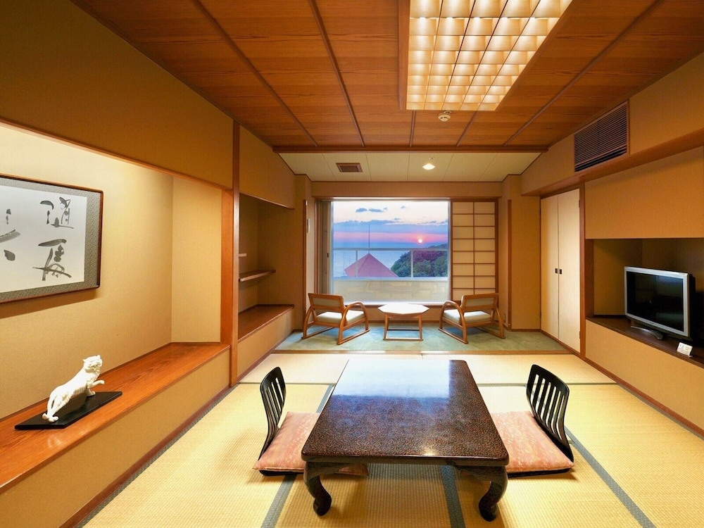 (Aoi Kan)  Sea View Pure Japanese Style Room, Non Smoking photo 3