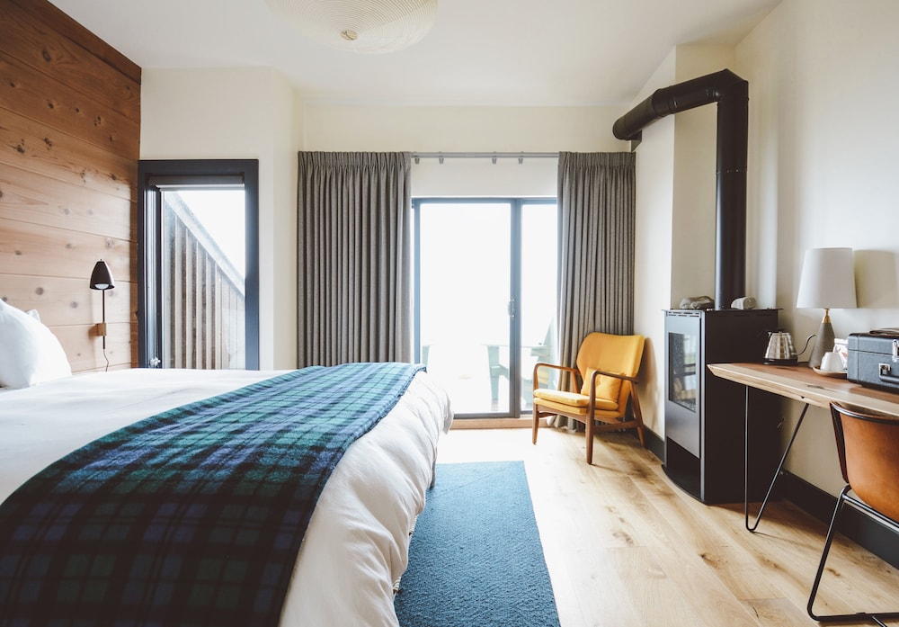 Room, Ocean View - Photo 8