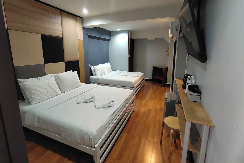 Standard Double Room, Multiple Beds