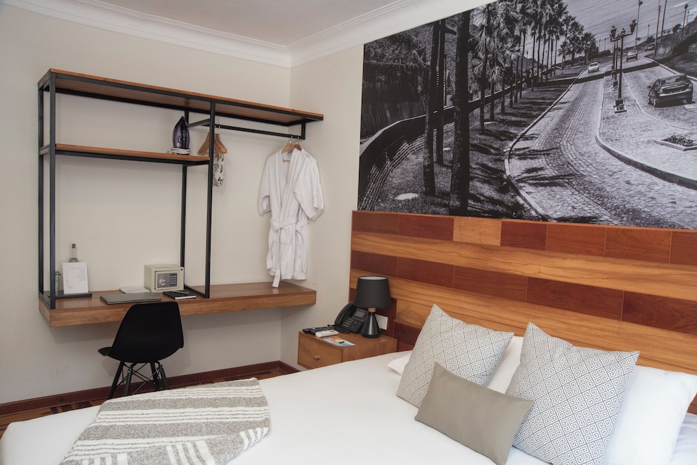 Superior Double Room, 1 Queen Bed, City View