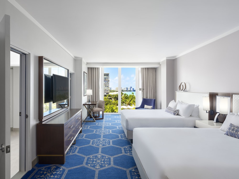 Suite, 2 Bedrooms, Partial Ocean View (Parlor, 1 King bed & 2 Queen beds) - Photo 14