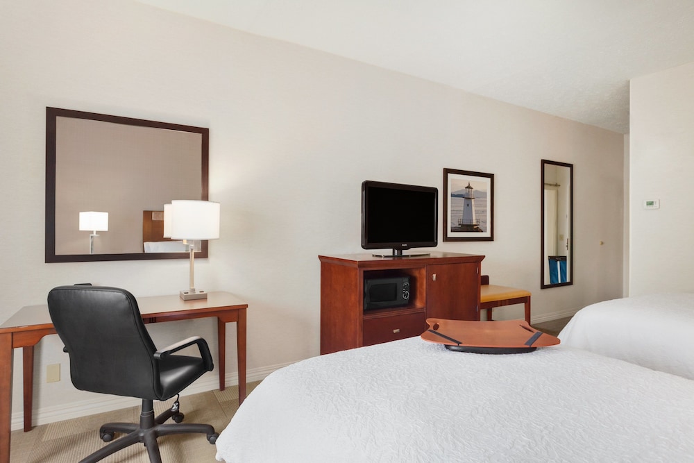 Room, 2 Double Beds, Accessible, Non Smoking - Photo 3