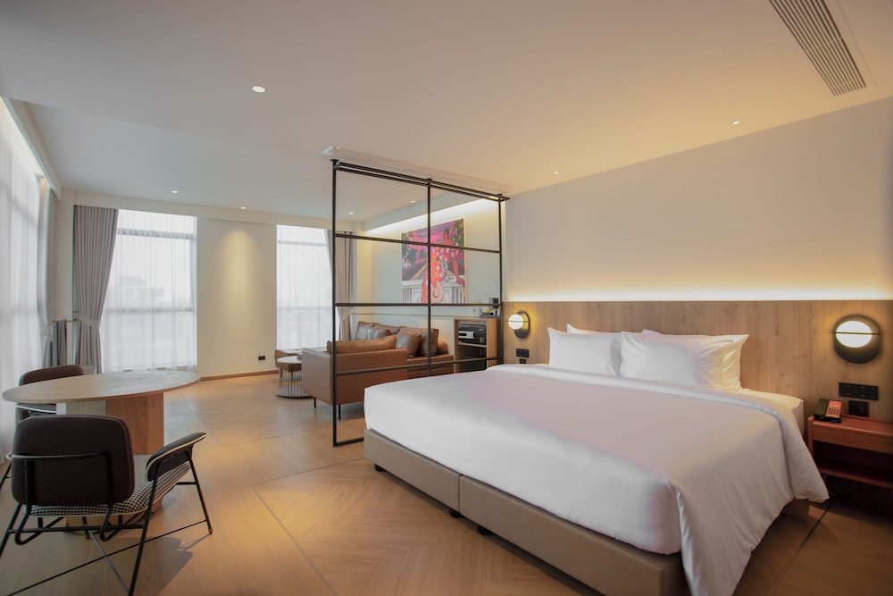 Junior Suite, City View photo 1