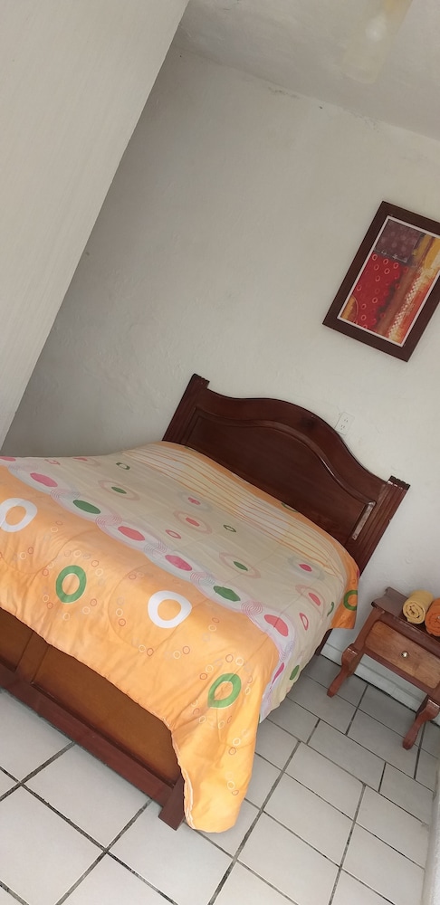 Economy Room photo 2