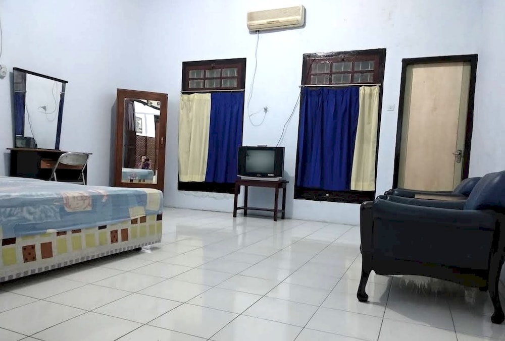 Deluxe Twin Room - Photo 9