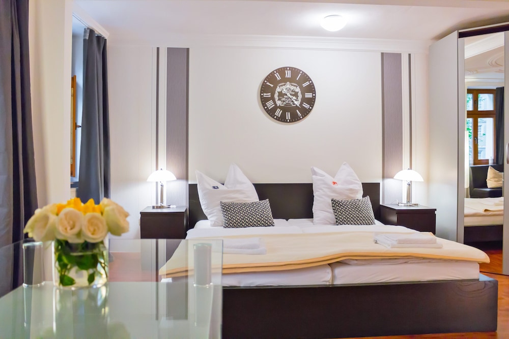 Quadruple Room (Büttner 2)