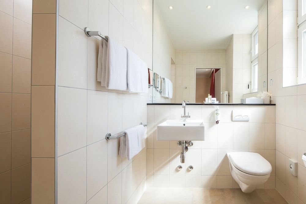 Business Double Room - Photo 5
