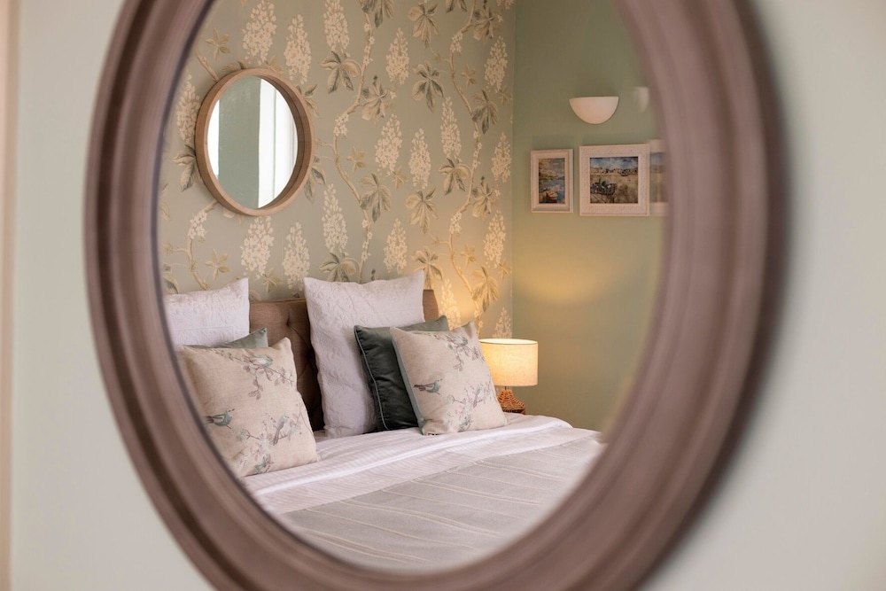 Deluxe Double or Twin Room photo 3