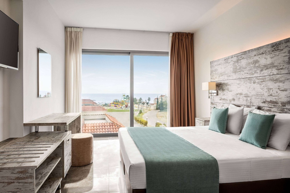 Suite Deluxe, 1 très grand lit, terrasse, vue mer