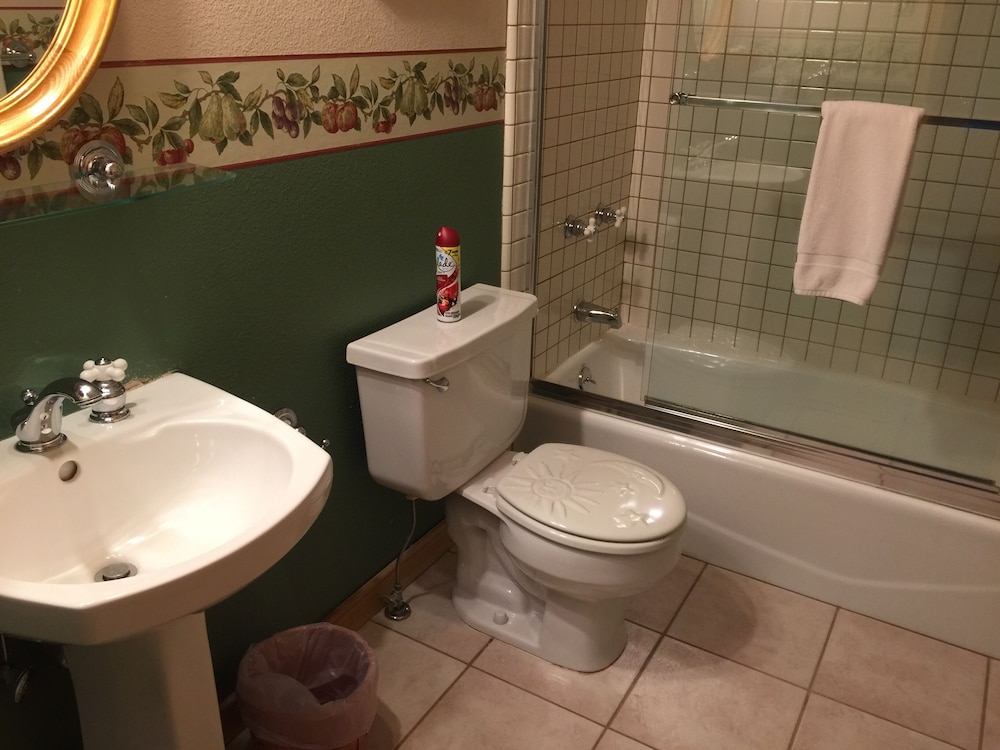 Superior Double Room, Ensuite, Mountain View (JonaGold) photo 2