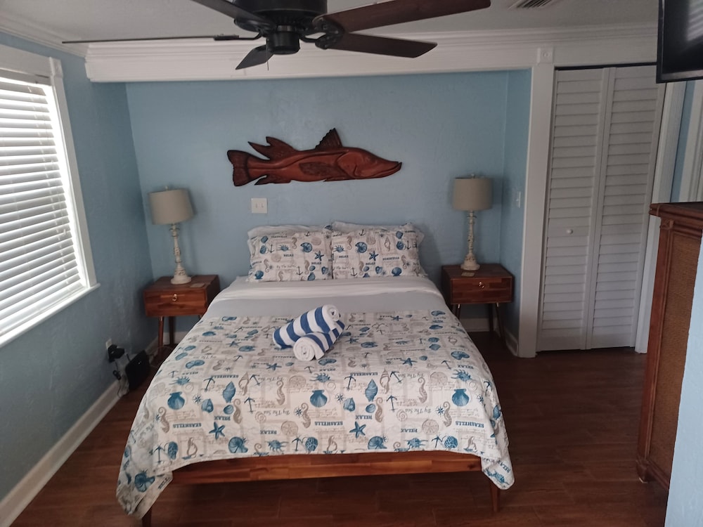Studio Cottage #1809- No Pets Allowed photo 2