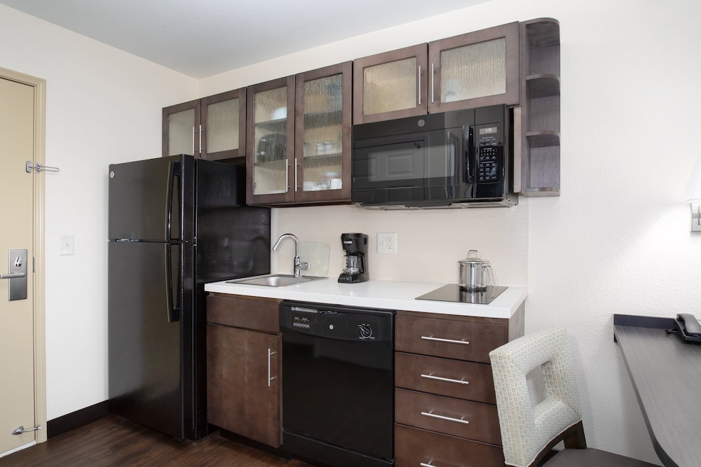 Studio Suite, 2 Double Beds - Photo 5