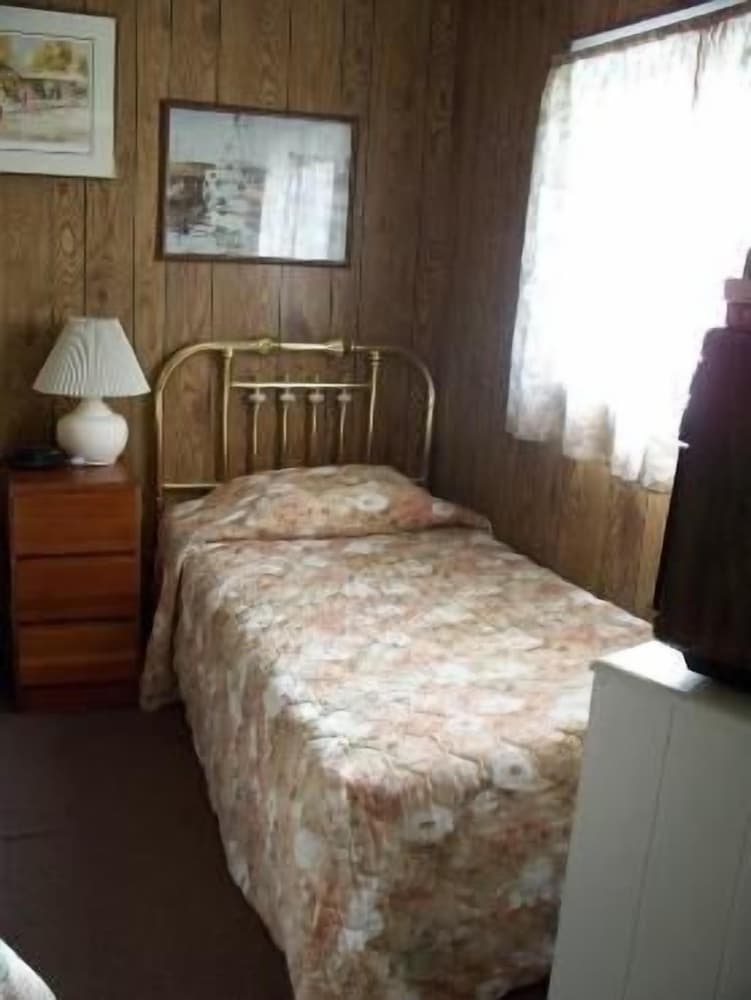 Standard Cottage, 1 Bedroom, Valley View photo 2