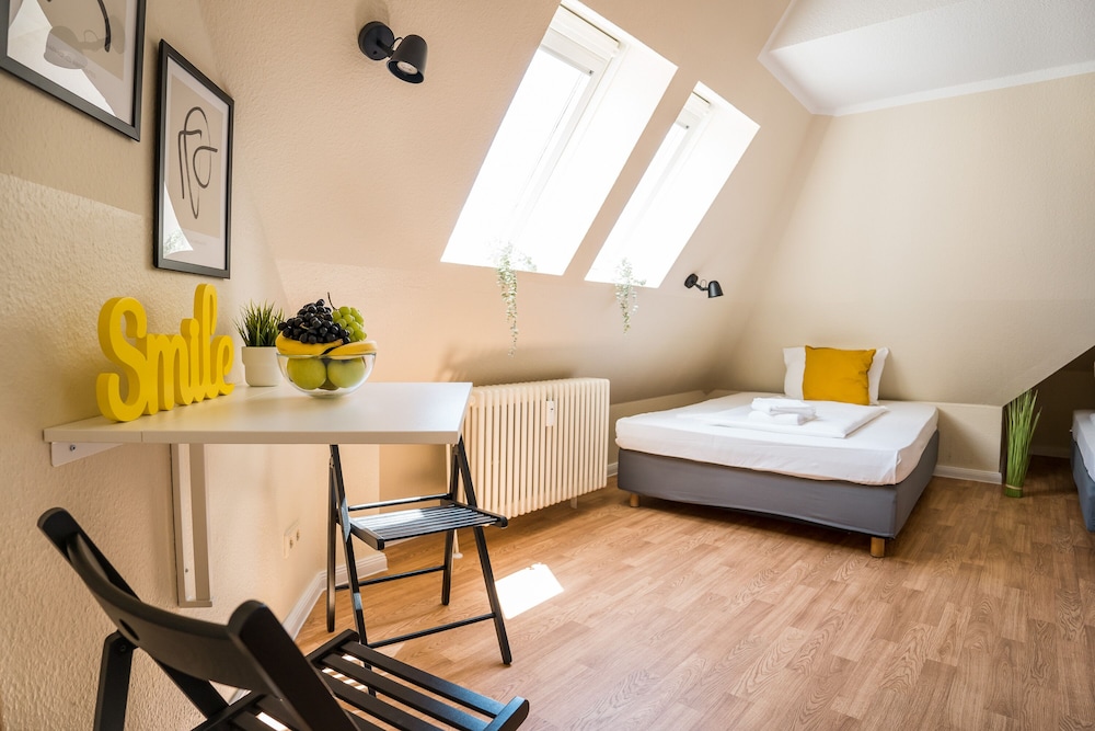 Room, 1 King Bed (Den) - Photo 6