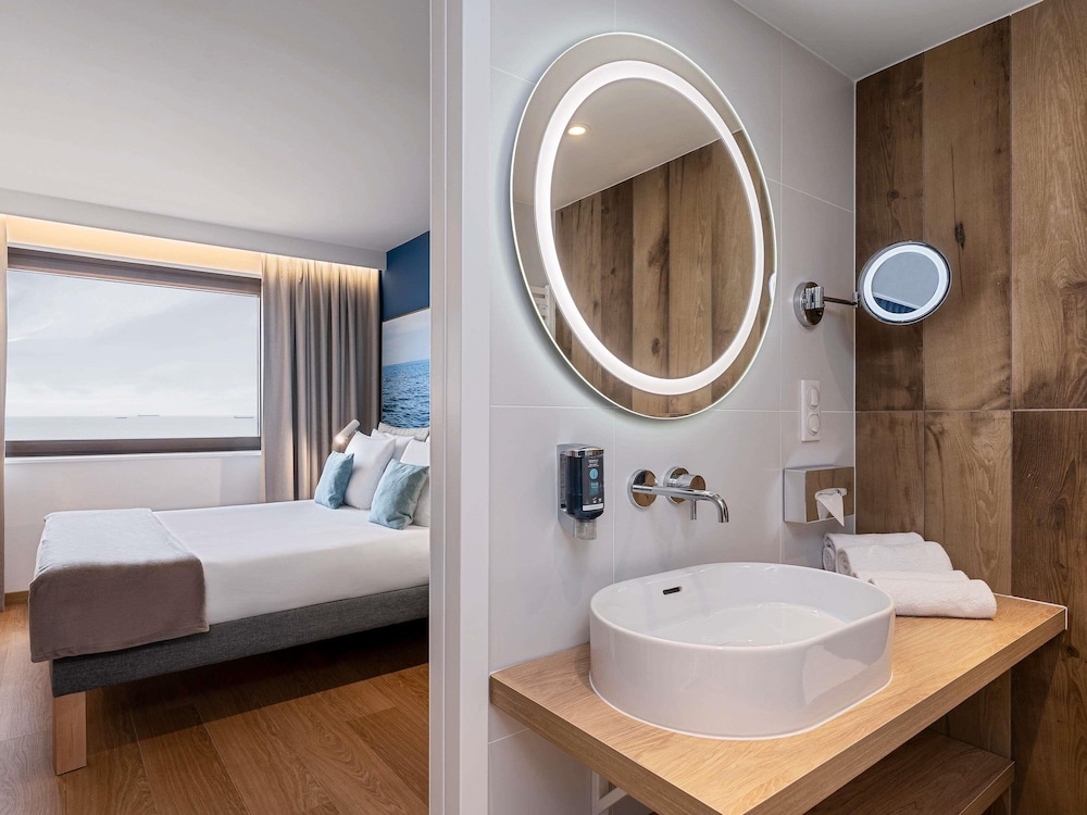 Suite, 1 Queen Bed