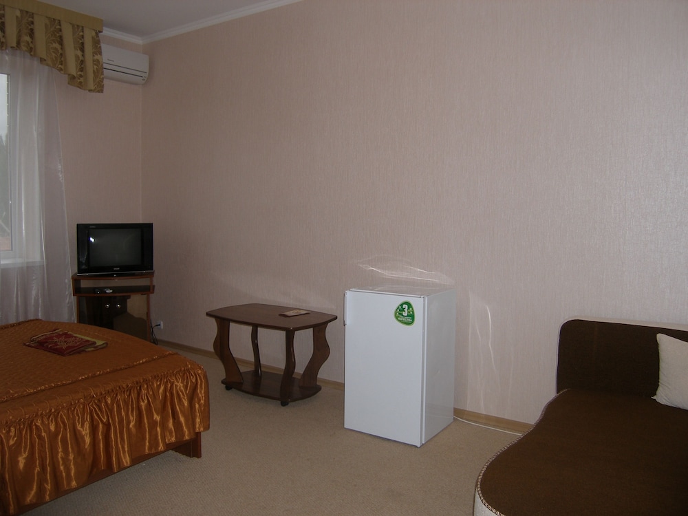 Family Room, 1 Bedroom, Courtyard View
