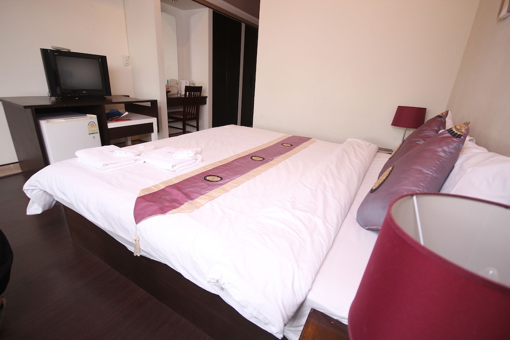 Standard Double Room, 1 Double Bed photo 3