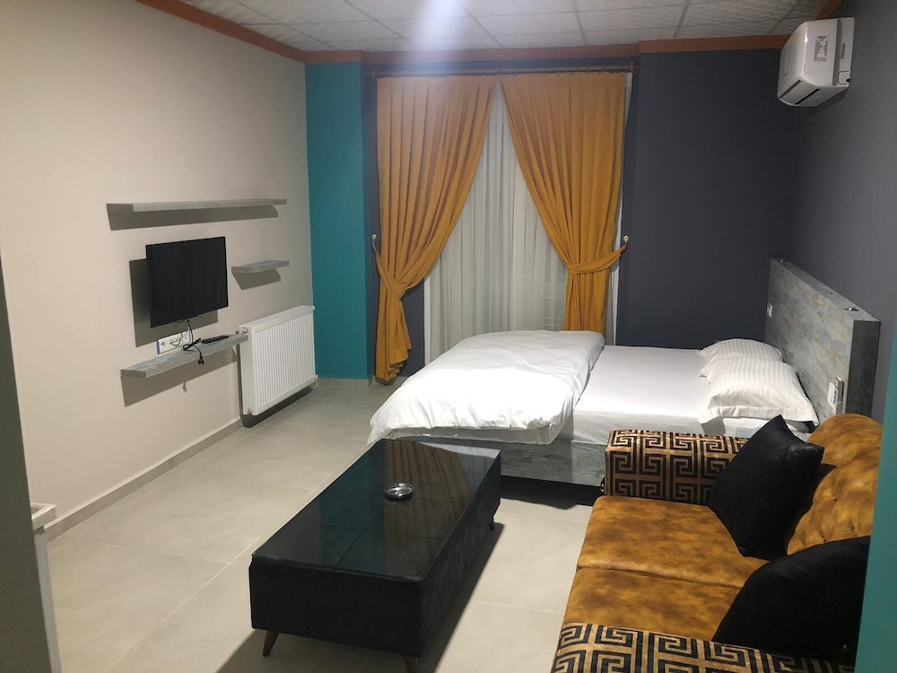 Room (1+0) - Photo 10