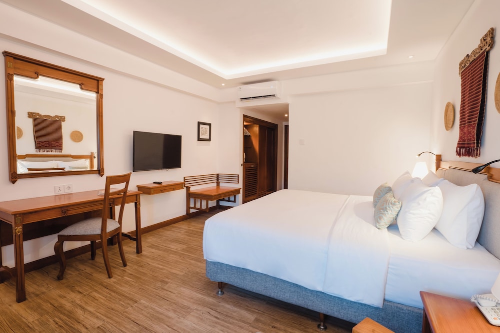 Deluxe Room - Photo 7
