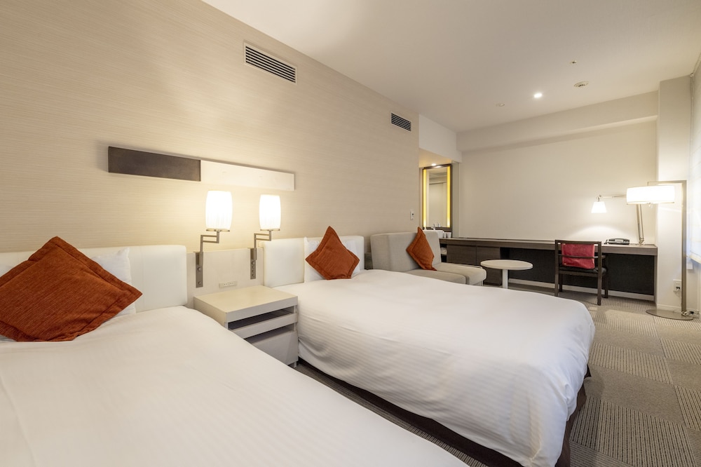 Universal Room with Extra Bed, Non Smoking photo 2