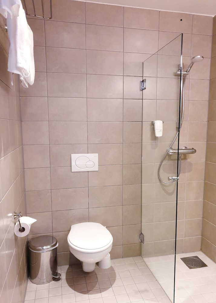 Economy Double Room photo 2