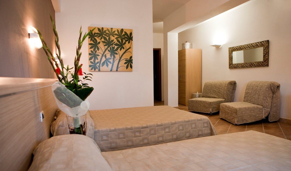 Standard Triple Room, Annex Building photo 1