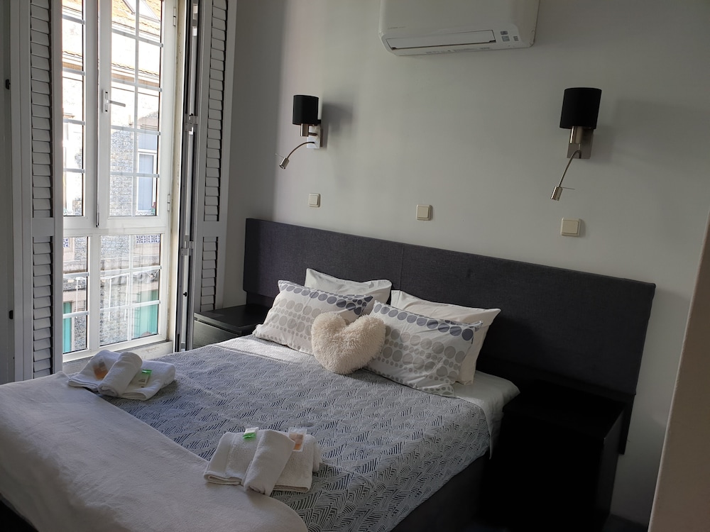 Basic Quadruple Room photo 2