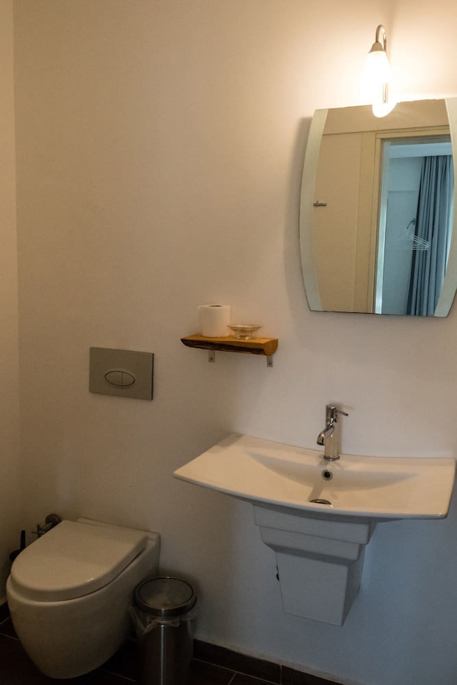 Standard Double or Twin Room photo 3