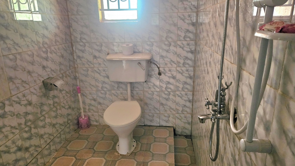 Basic Single Room, 1 Bedroom, Garden View, Garden Area photo 2