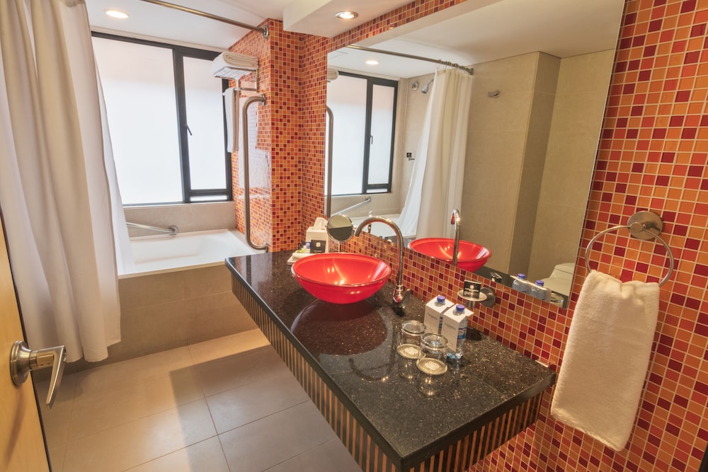 Room, 1 Queen Bed (Habitacion Estandar) - Photo 2