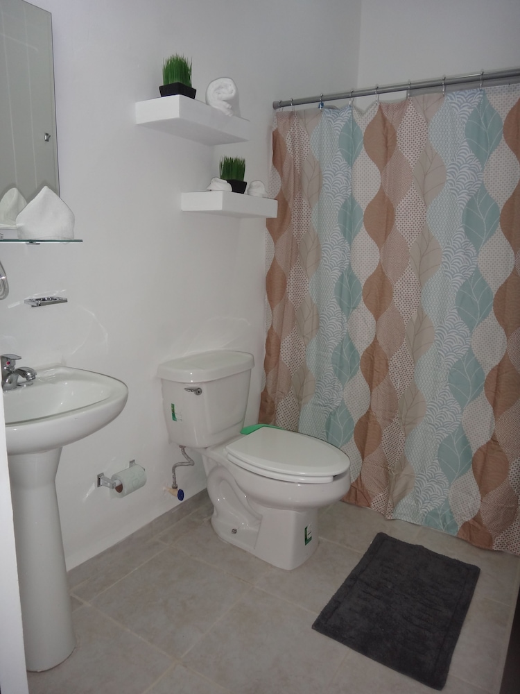 Apartment photo 2